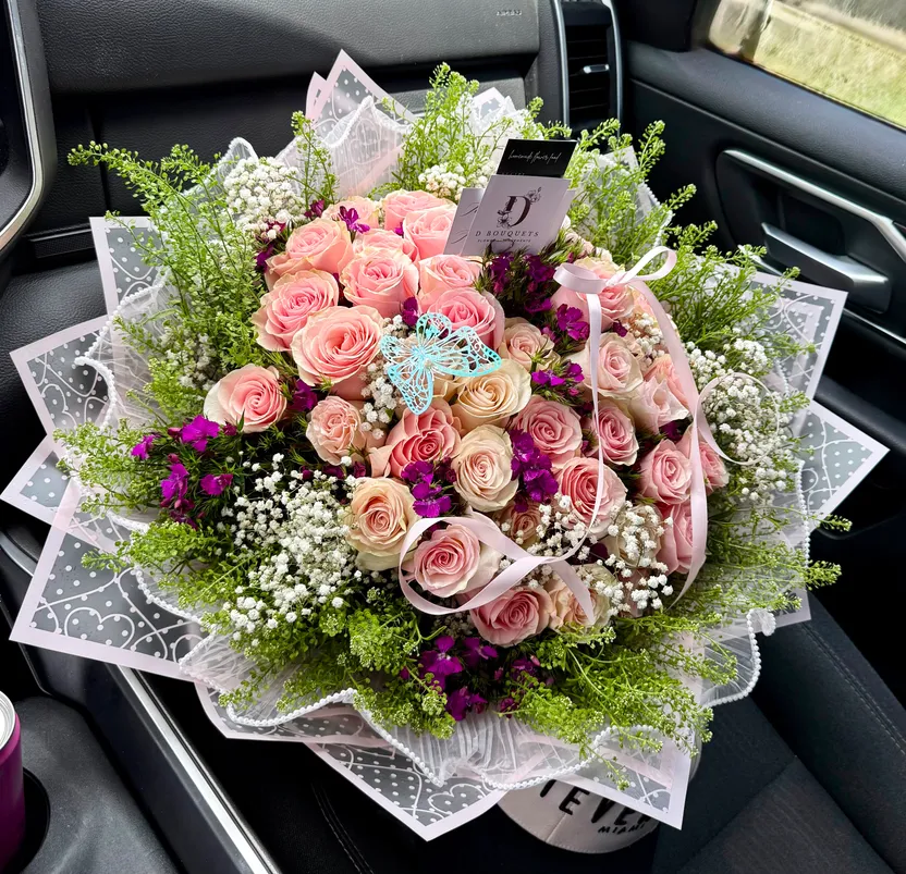 Studio bouquet composition