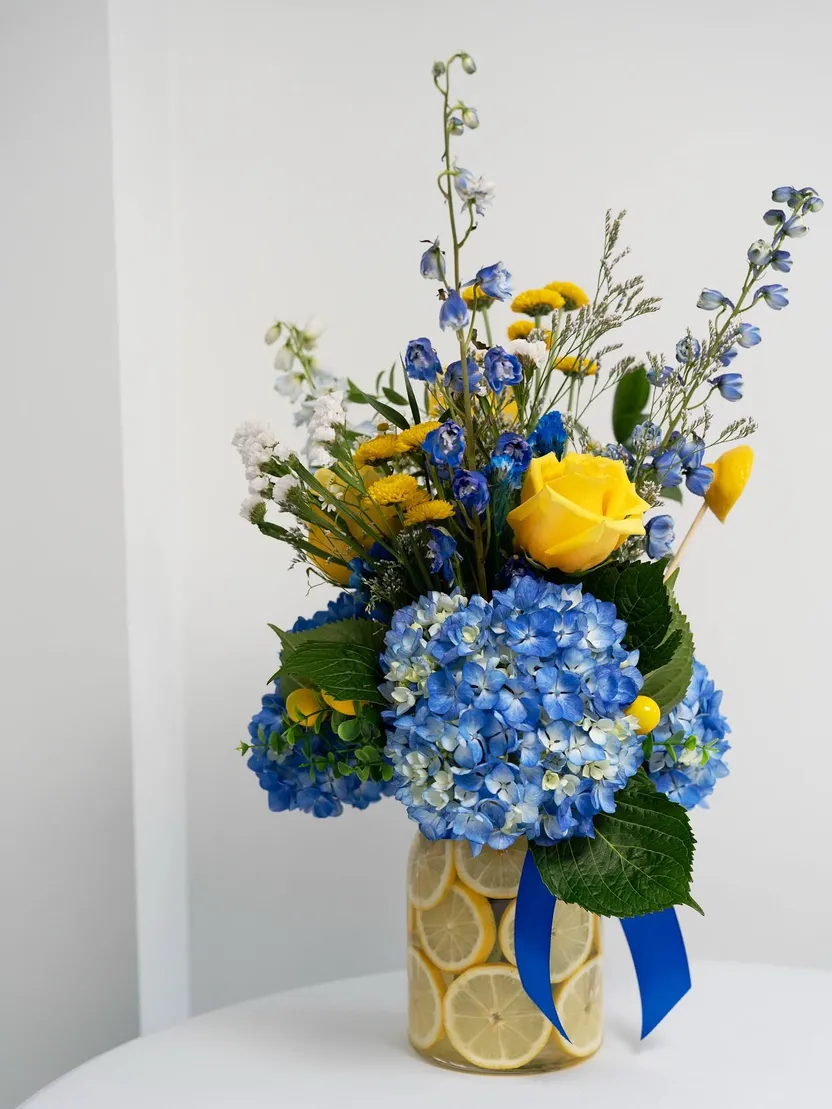 Studio bouquet composition